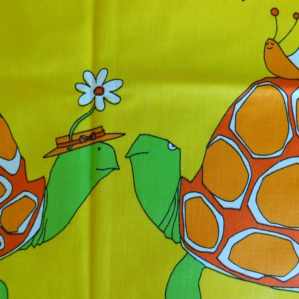 VTG groovy Katashas Unusuals wrap skirt fabric Schumacher decorator material 1yd